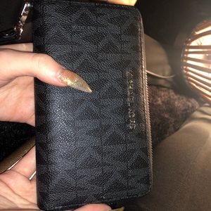 michael kors wallet